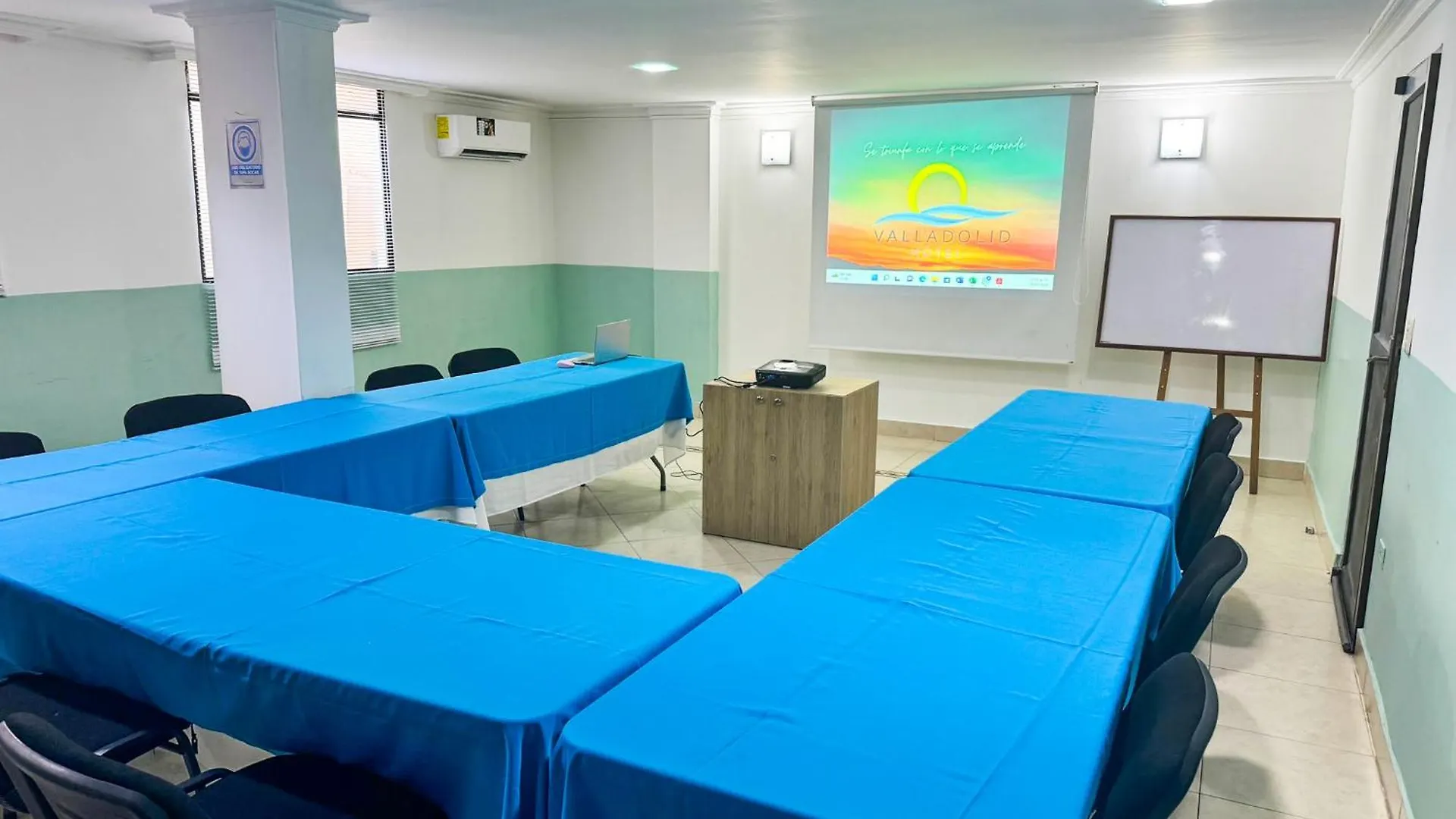 ***  Hotel Valladolid Santa Marta  Colombia